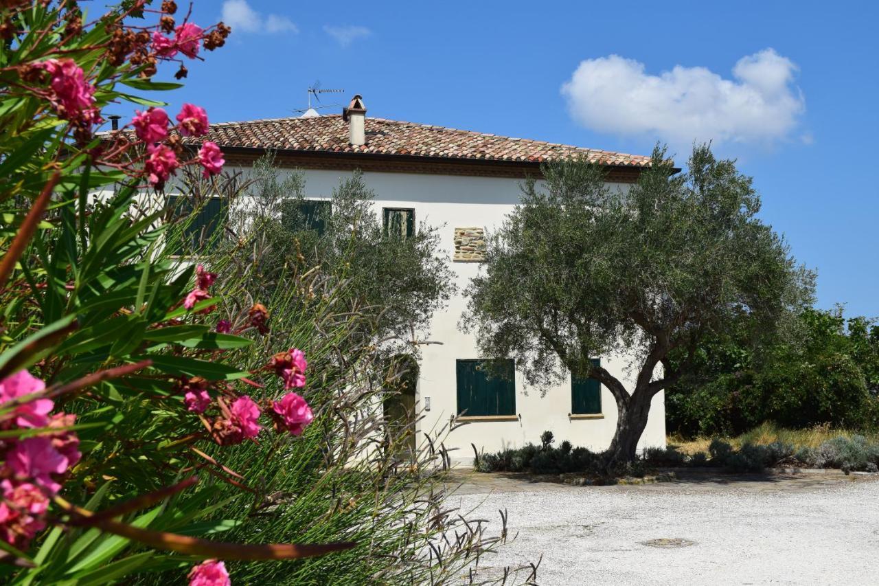 Borghetto Country Apartments Saludecio Buitenkant foto